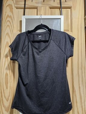 Everlast Women's Dark Charcoal V-neck T-shirt